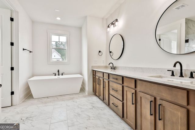 130 Dockside Drive 380, Fayetteville, GA 30215