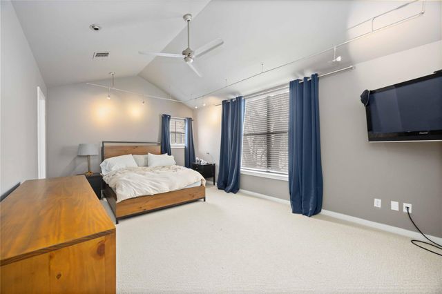 939 Colorado Street 17, Houston, TX 77007