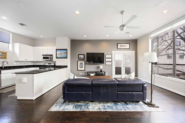 939 Colorado Street 17, Houston, TX 77007