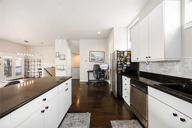 939 Colorado Street 17, Houston, TX 77007