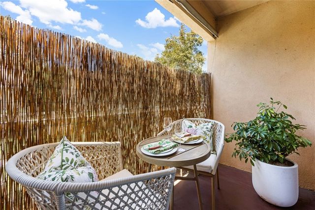 939 N Glendale 1, Glendale, CA 91206