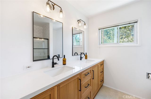 939 N Glendale 1, Glendale, CA 91206