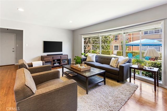939 N Glendale 1, Glendale, CA 91206