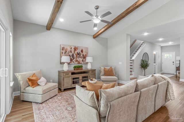 1426 Madelyn Woods Dr, Pensacola, FL 32506