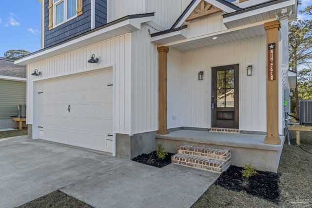 1426 Madelyn Woods Dr, Pensacola, FL 32506