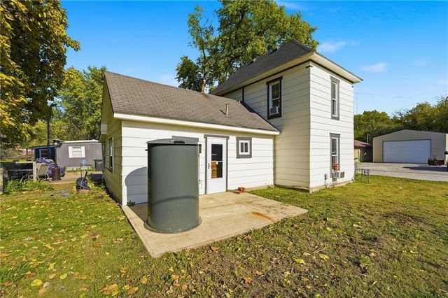 606 Water Street, Holt, MO 64048