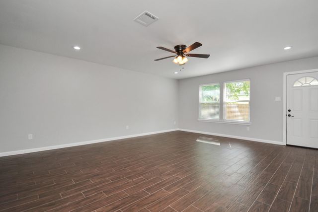 15426 Appleridge Drive, Houston, TX 77489