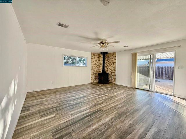 2808 Ruff Ave, Pinole, CA 94564