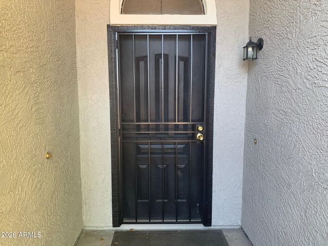 7930 W KRALL Street, Glendale, AZ 85303