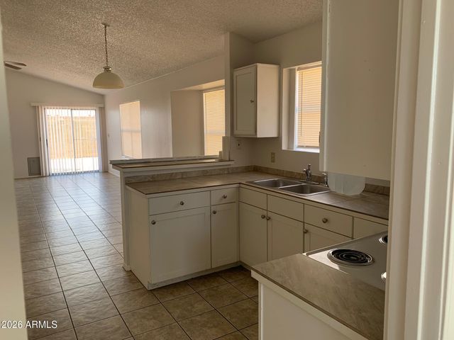 7930 W KRALL Street, Glendale, AZ 85303