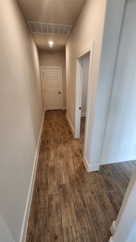 145 Legends Way, Bridgeport, TX 76246