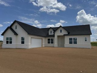 145 Legends Way, Bridgeport, TX 76246