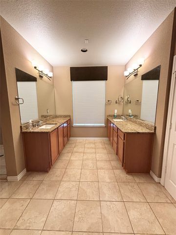 2016 Azure Pointe, Richardson, TX 75080