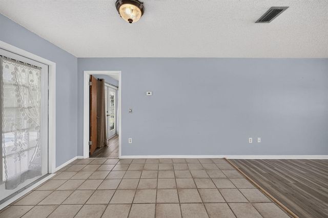 1556 SE Sinbad Avenue, Port St. Lucie, FL 34952