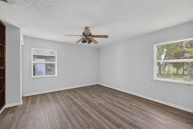 1556 SE Sinbad Avenue, Port St. Lucie, FL 34952
