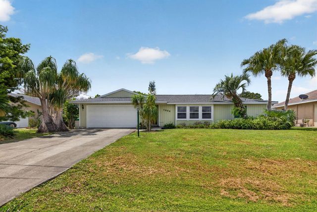 1556 SE Sinbad Avenue, Port St. Lucie, FL 34952