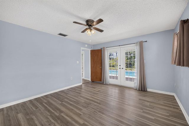 1556 SE Sinbad Avenue, Port St. Lucie, FL 34952
