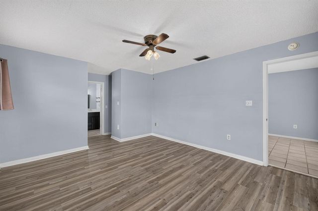 1556 SE Sinbad Avenue, Port St. Lucie, FL 34952