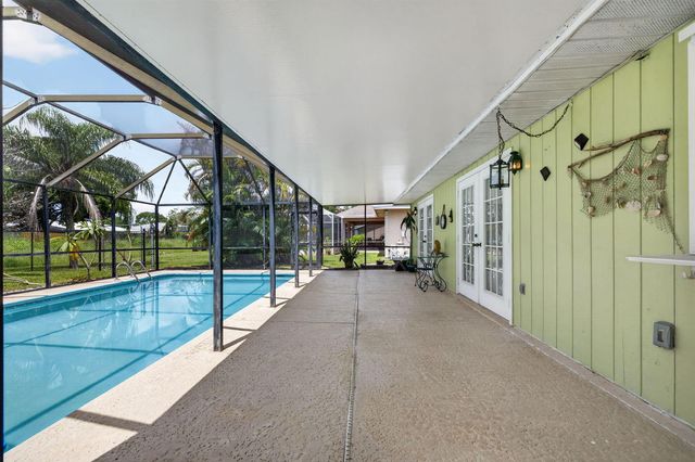 1556 SE Sinbad Avenue, Port St. Lucie, FL 34952