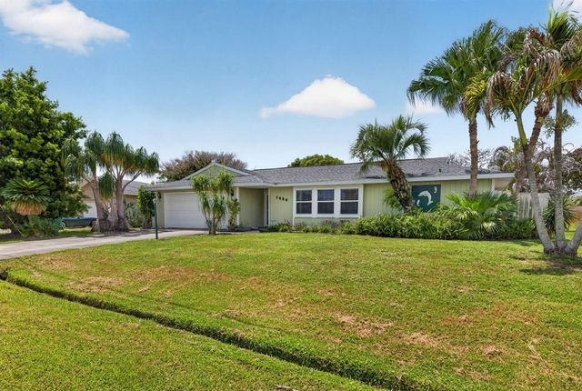 1556 SE Sinbad Avenue, Port St. Lucie, FL 34952