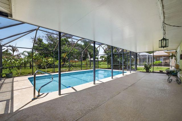 1556 SE Sinbad Avenue, Port St. Lucie, FL 34952