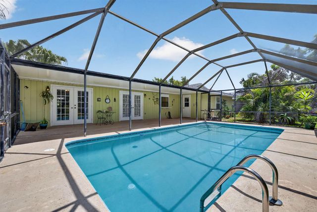 1556 SE Sinbad Avenue, Port St. Lucie, FL 34952