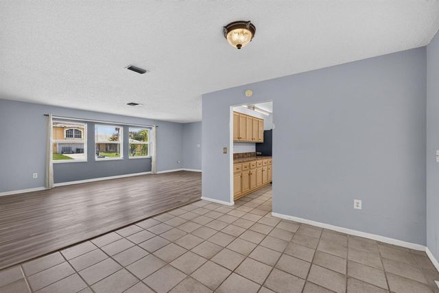 1556 SE Sinbad Avenue, Port St. Lucie, FL 34952