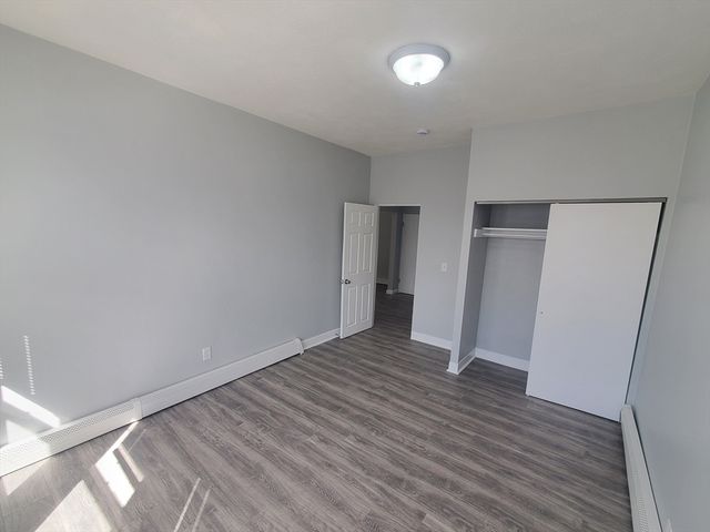 14 Abbottsford 8, Boston, MA 02121