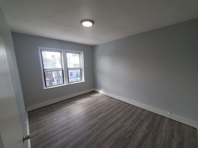 14 Abbottsford 8, Boston, MA 02121