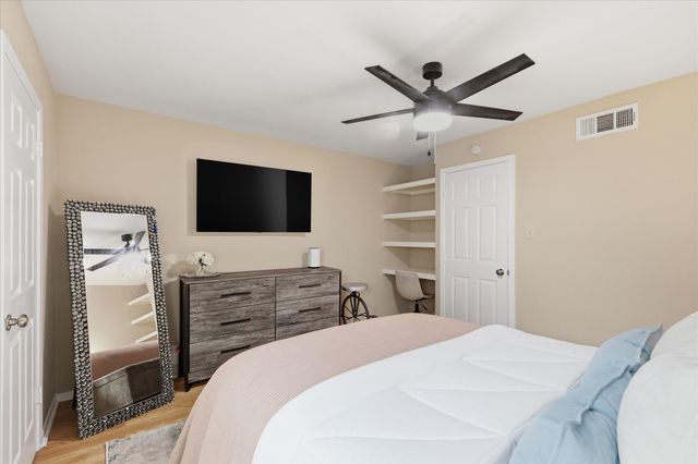4224 Rawlins Street 110, Dallas, TX 75219