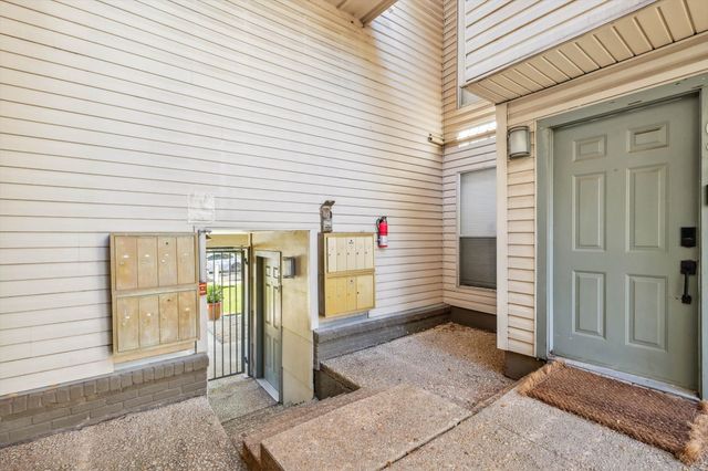 4224 Rawlins Street 110, Dallas, TX 75219