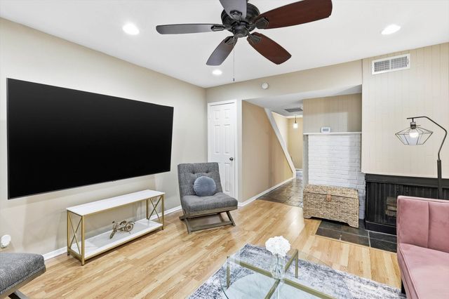 4224 Rawlins Street 110, Dallas, TX 75219