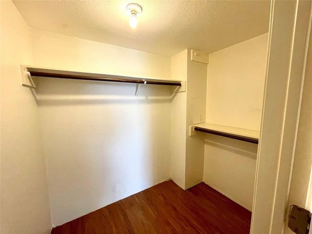 2100 Wilcrest Drive 123, Houston, TX 77042