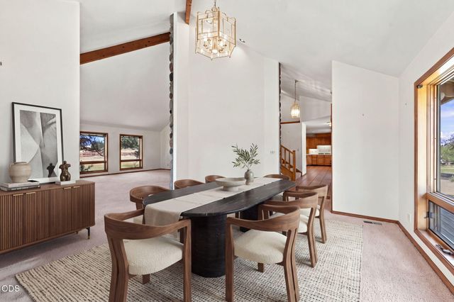 61330 Larsen Road, Bend, OR 97702
