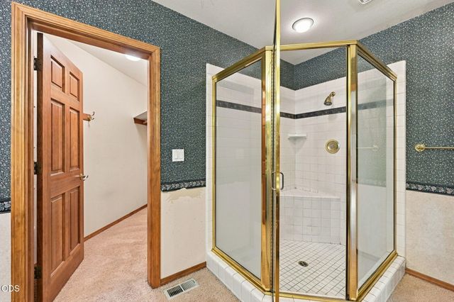 61330 Larsen Road, Bend, OR 97702