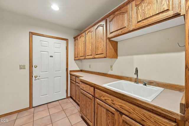 61330 Larsen Road, Bend, OR 97702