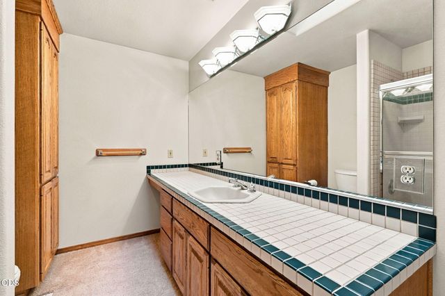 61330 Larsen Road, Bend, OR 97702