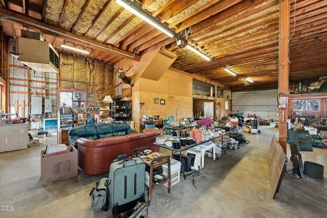 61330 Larsen Road, Bend, OR 97702