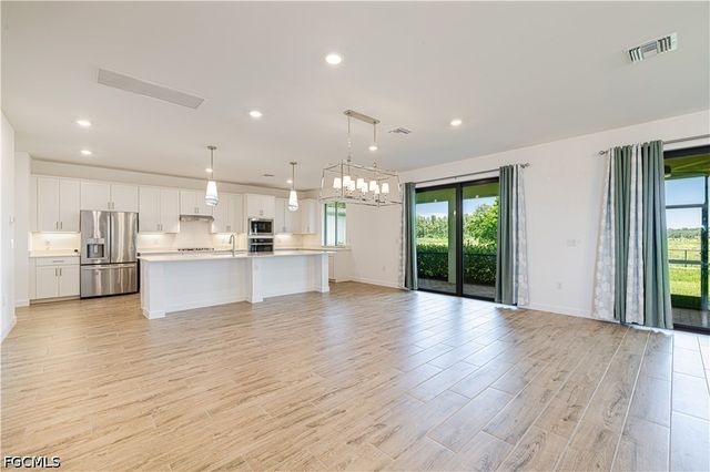20933 Napa LOOP, Estero, FL 33928