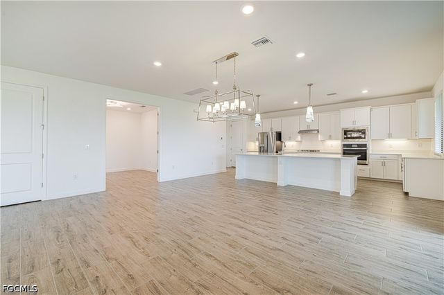20933 Napa LOOP, Estero, FL 33928