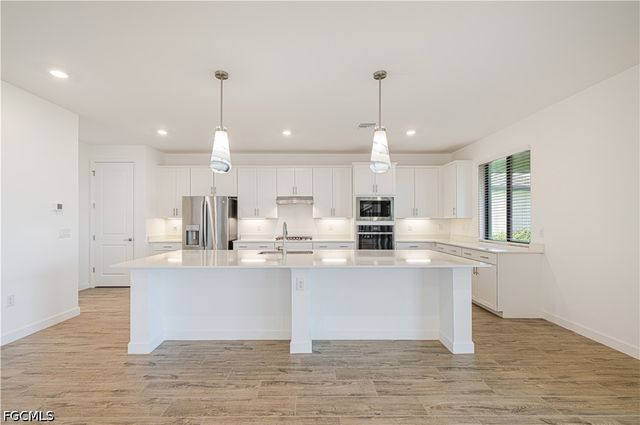 20933 Napa LOOP, Estero, FL 33928