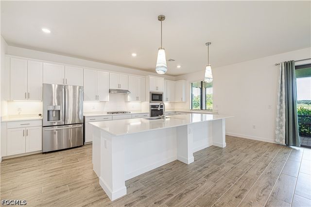 20933 Napa LOOP, Estero, FL 33928
