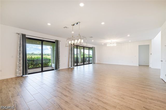 20933 Napa LOOP, Estero, FL 33928