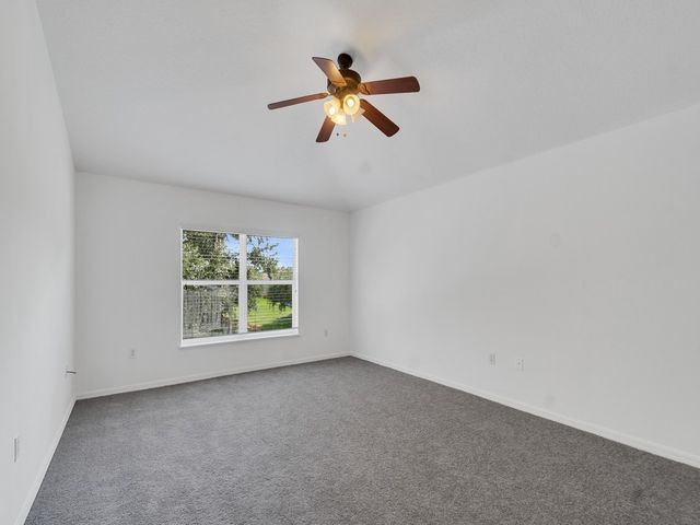 2538 12th Square SW, Vero Beach, FL 32968