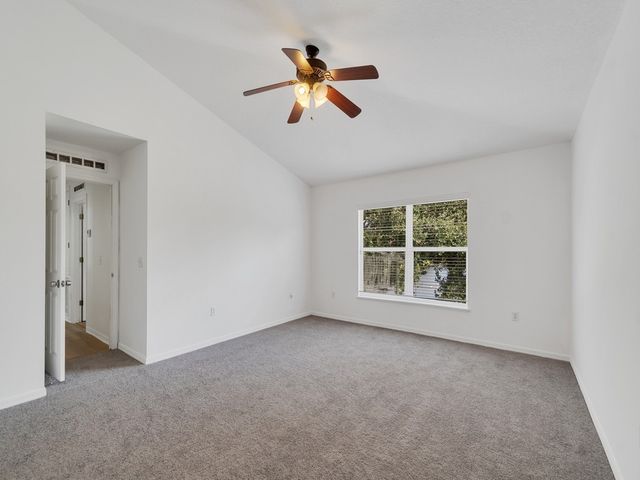 2538 12th Square SW, Vero Beach, FL 32968