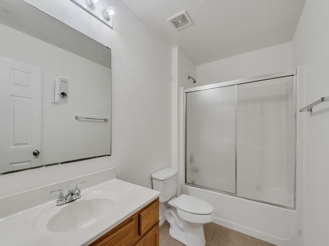 2538 12th Square SW, Vero Beach, FL 32968