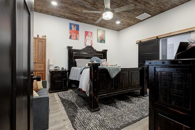 4600 Mustang Park Boulevard, Mustang, OK 73064