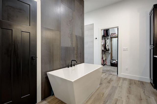 4600 Mustang Park Boulevard, Mustang, OK 73064