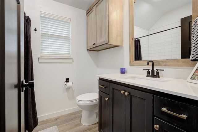 4600 Mustang Park Boulevard, Mustang, OK 73064