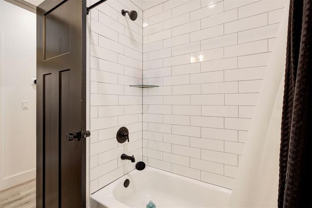 4600 Mustang Park Boulevard, Mustang, OK 73064